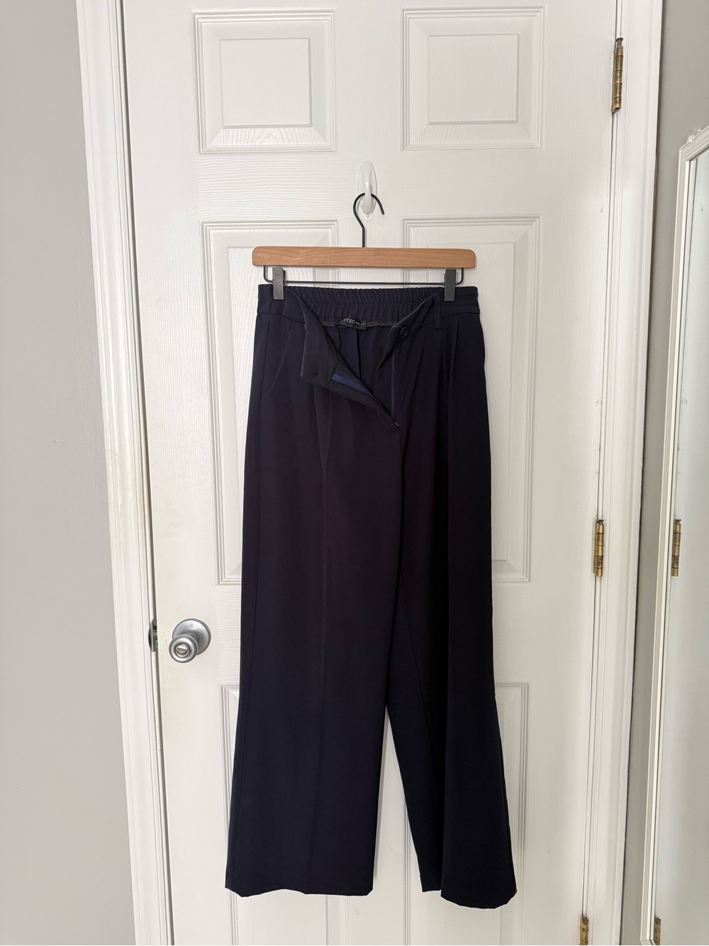 Wide-Leg Navy Women’s Trousers with Elastic Back Waist